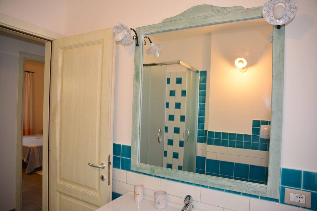 Oleandro Apartman Lotzorai Szoba fotó
