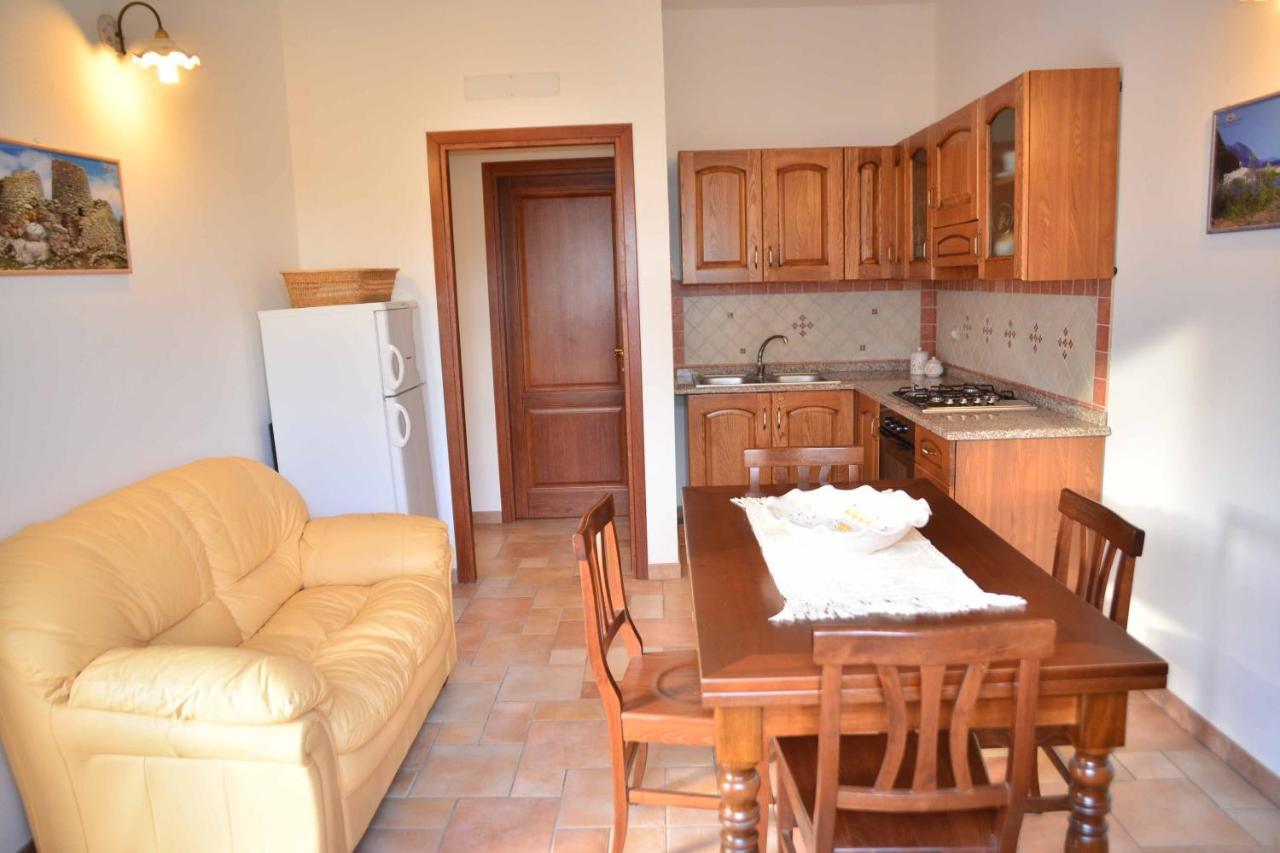Oleandro Apartman Lotzorai Kültér fotó